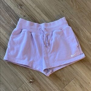 Nike Women's Light Purple Athletic Shorts Size Medium